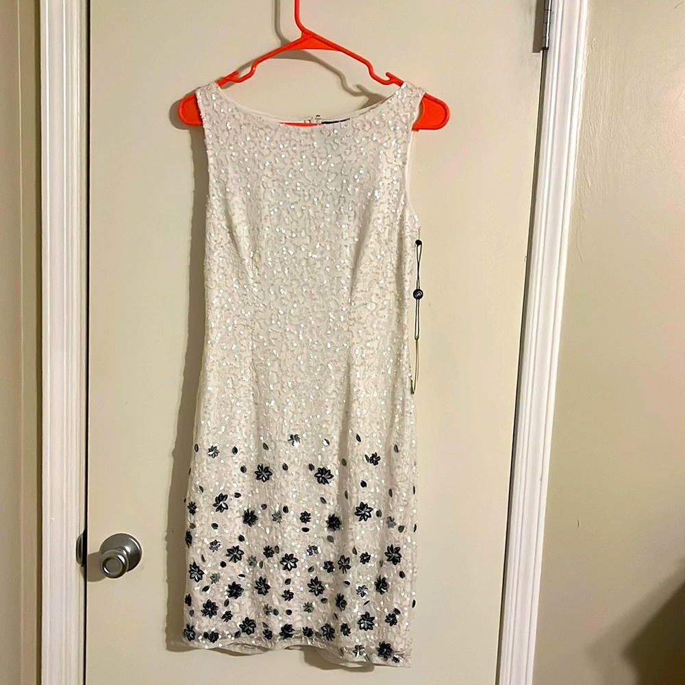 Ivory sequined Adrianna Papell dress size 4 NWT